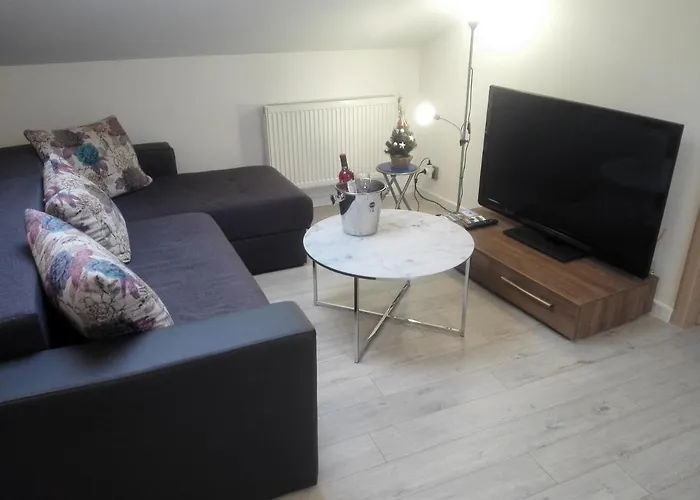 A. Einstein 9A Apartament